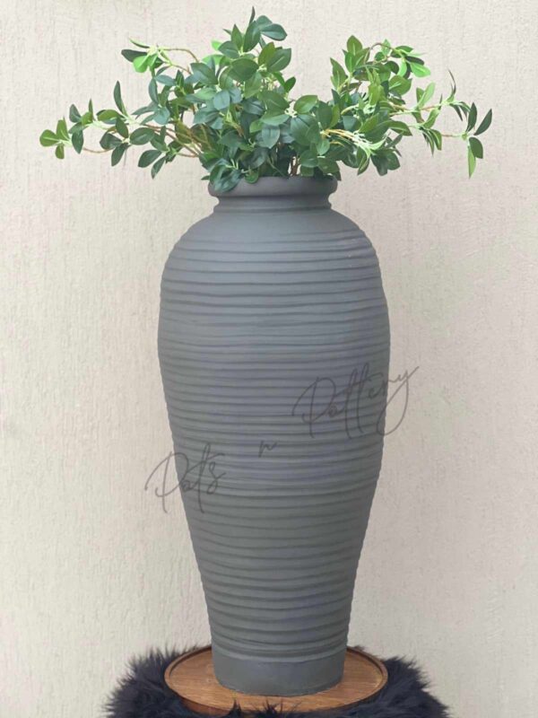 Ringed Silhouette Urn