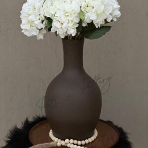 Serene Floral Accent